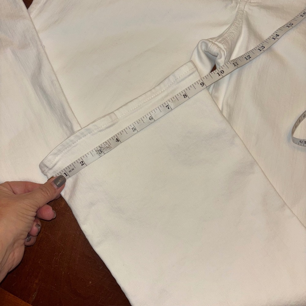 J Crew | Women's‎ Size 29 | White Kick Out Jeans | Gold Rivets and Buttons - Picture 7 of 10